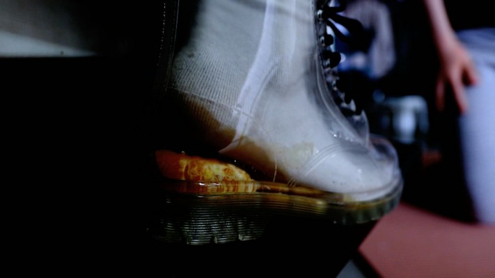 图片[3]_【惑心】极品靴子里榨汁吸管直接喝_绳艺资源网