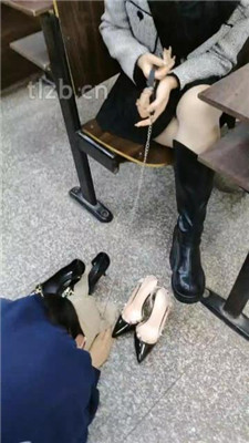 图片[11]-爱可呀】大学教室调母畜-舔长靴高跟/转胯/吃丝袜-绳艺资源网