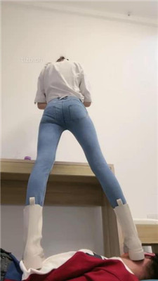 图片[3]-美娜格格】白短靴&AJ全体重踩地毯-绳艺资源网