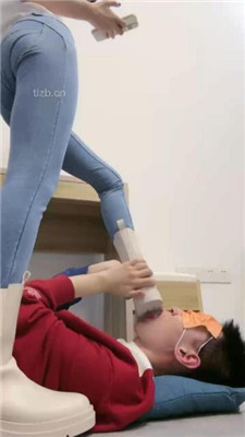 图片[9]-美娜格格】白短靴&AJ全体重踩地毯-绳艺资源网