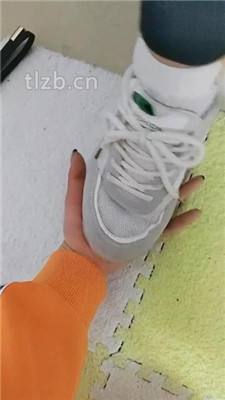 图片[16]-广东迪迪】运动鞋白袜玩虐母畜双视角版】-绳艺资源网