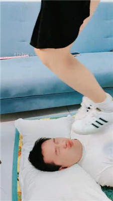 图片[7]-萌宝儿】贝壳头白棉袜-拖鞋-裸足全体重踩脸-绳艺资源网